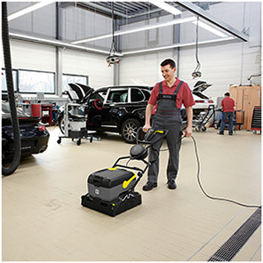 Kärcher BR 40/10 C Scrubber-Dryer 240V