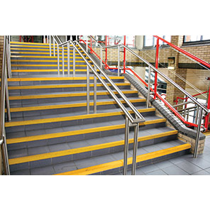 COBAGRIP Yellow Slip-Resistant Stair Nosing 1.5m