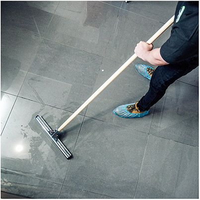 UNGER WaterWand 55cm Heavy-Duty Squeegee