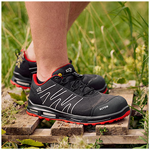 Elten ENNO XXT Pro Low Men’s Black/Red S3S ESD Safety Trainers