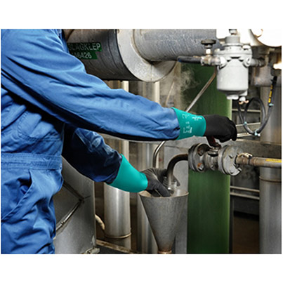 Ansell AlphaTec 58-270 Nitrile Chemical-Resistant Gloves