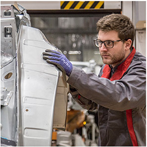 Ansell HyFlex 11-561 Nitrile-Coated Cut-Resistant Gloves